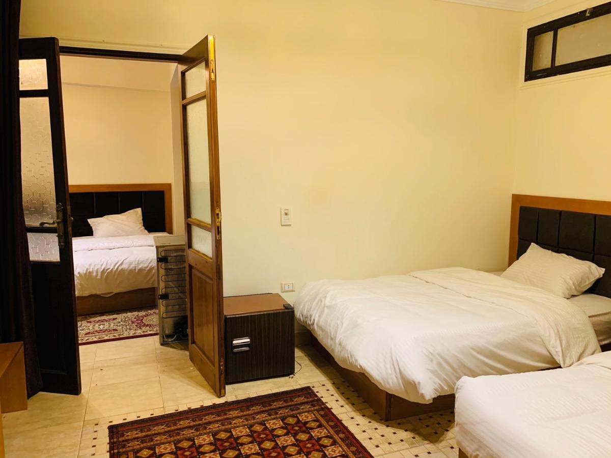 Draz Pyramids View Bed & Breakfast Kafret el-Gabal Eksteriør bilde