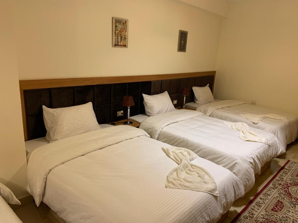 Draz Pyramids View Bed & Breakfast Kafret el-Gabal Eksteriør bilde
